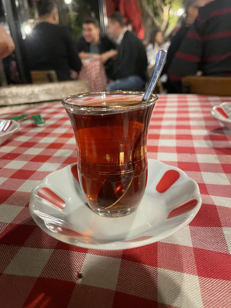Your Crash Course in Pendik Dating Etiquette: What to Do, What to Skip, and What Actually Matters